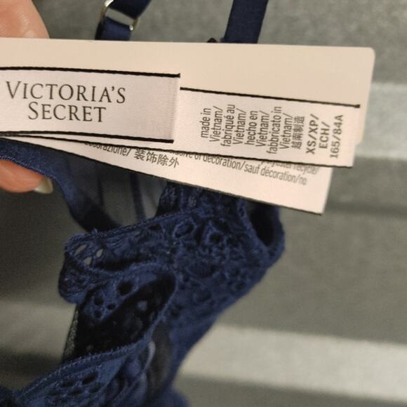 Victoria's Secret Teddy Lingerie Bodysuit Navy Blue Lace Thong NWT - Picture 3 of 8